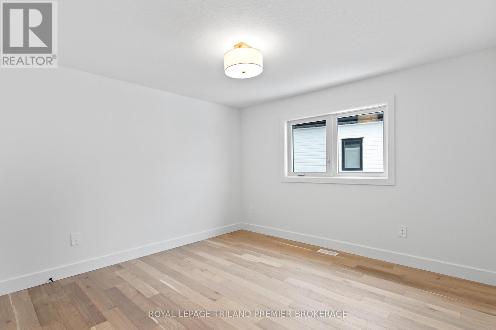 1378 Bush Hill Link, London North (North S), Ontario  N6G 0X6 - Photo 33 - X12442328