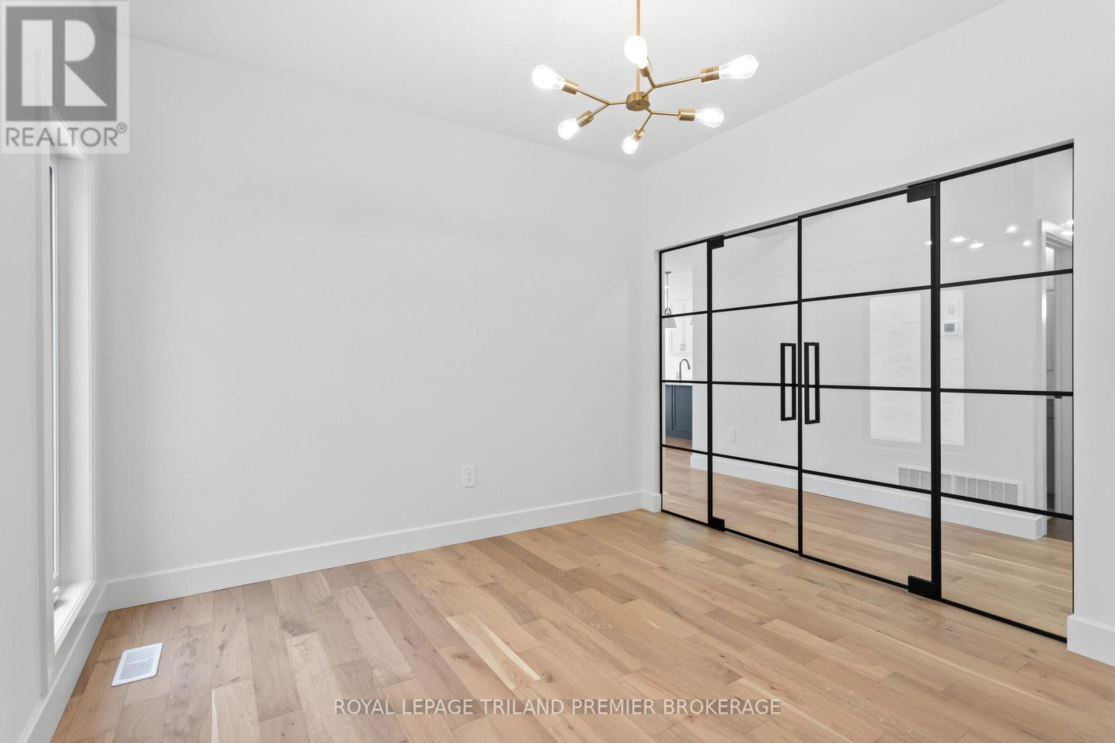 1378 Bush Hill Link, London North (North S), Ontario  N6G 0X6 - Photo 5 - X12442328
