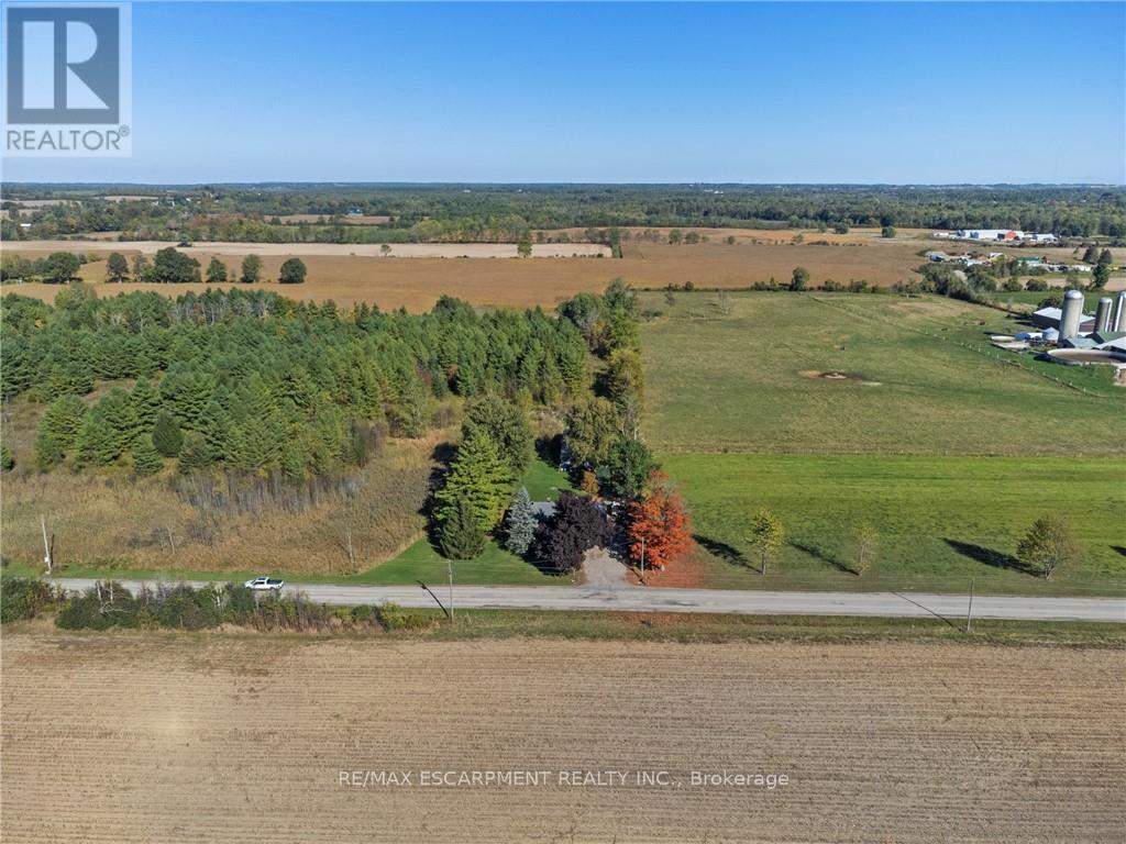 986 Westover Road, Hamilton, Ontario  N0B 1L0 - Photo 32 - X12441626