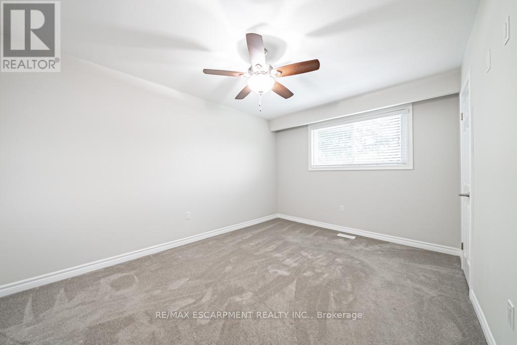 12 Quinlan Court, Hamilton, Ontario  L8W 1K1 - Photo 18 - X12429141