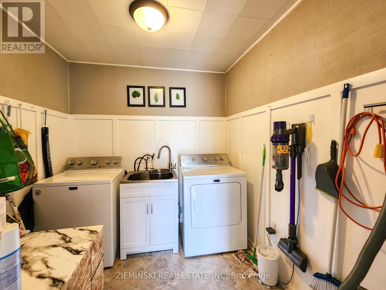 545 Silver Queen Lake Road, Cochrane, Ontario  P0L 1C0 - Photo 21 - T12442324