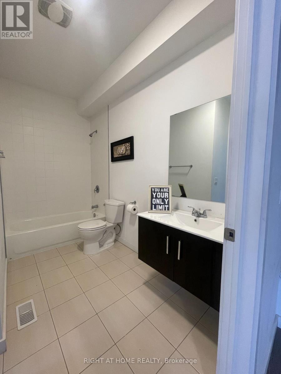 400 Alberta Street, Welland (Lincoln/crowland), Ontario  L3B 0K5 - Photo 11 - X12442180