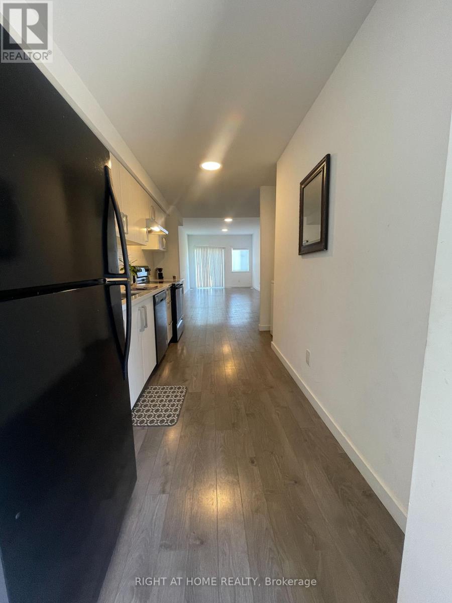 400 Alberta Street, Welland (Lincoln/crowland), Ontario  L3B 0K5 - Photo 6 - X12442180