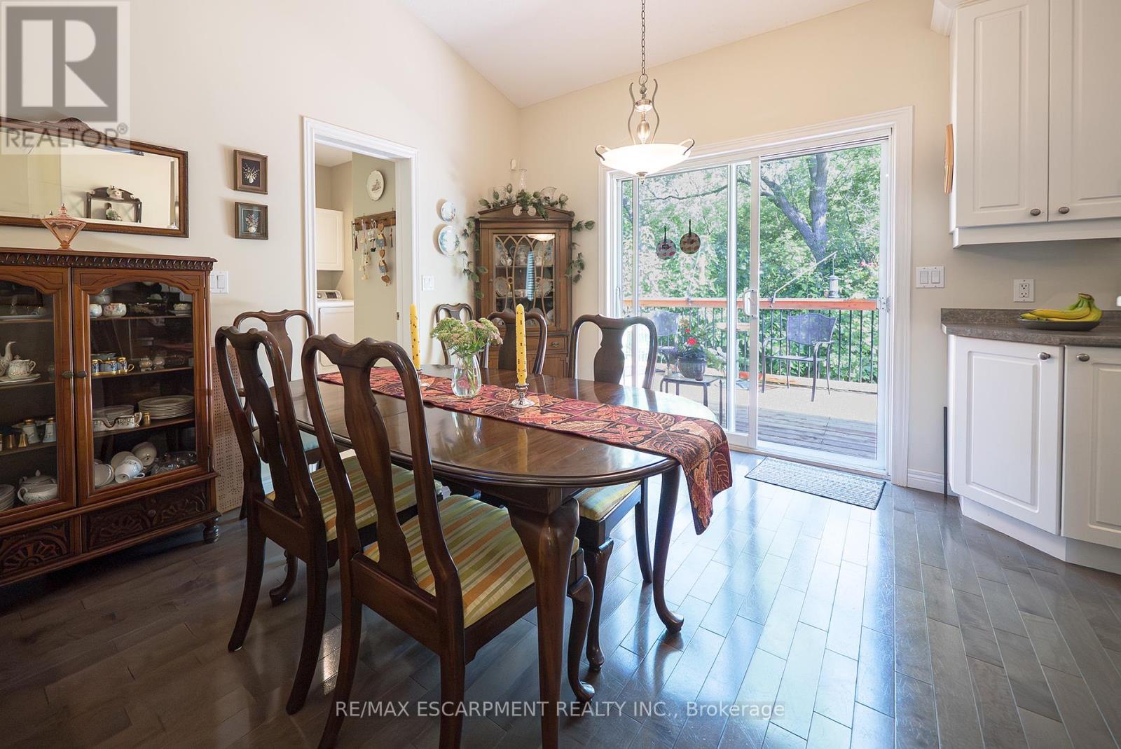 8 - 24 Hardy Road, Brantford, Ontario  N3T 5K6 - Photo 8 - X12442223