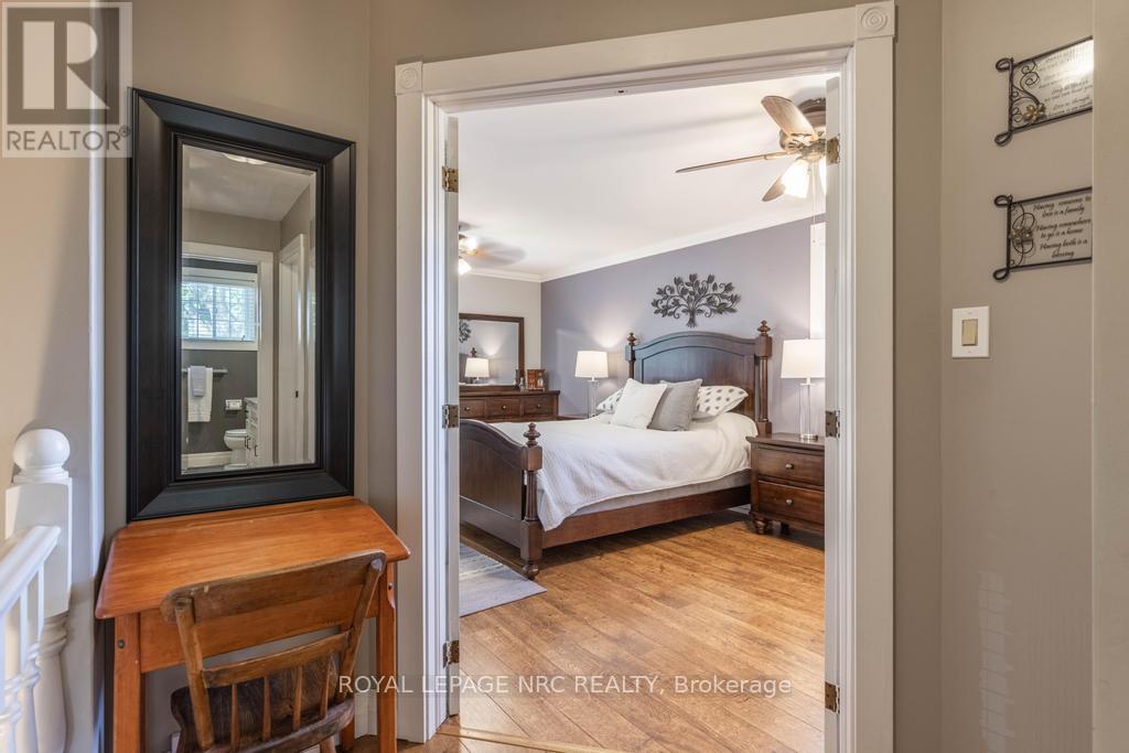 4510 Mitchell Avenue, Niagara Falls (Morrison), Ontario  L2E 6R7 - Photo 12 - X12442231