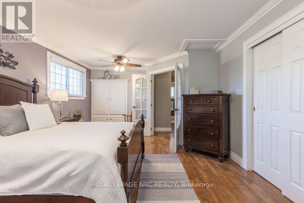 4510 Mitchell Avenue, Niagara Falls (Morrison), Ontario  L2E 6R7 - Photo 15 - X12442231