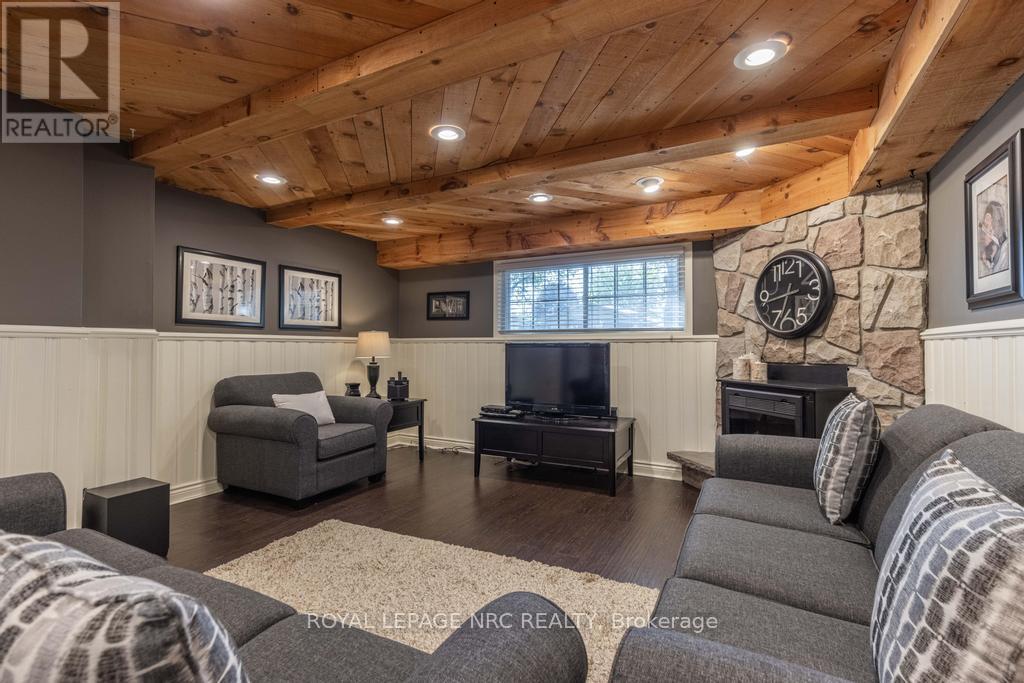 4510 Mitchell Avenue, Niagara Falls (Morrison), Ontario  L2E 6R7 - Photo 19 - X12442231