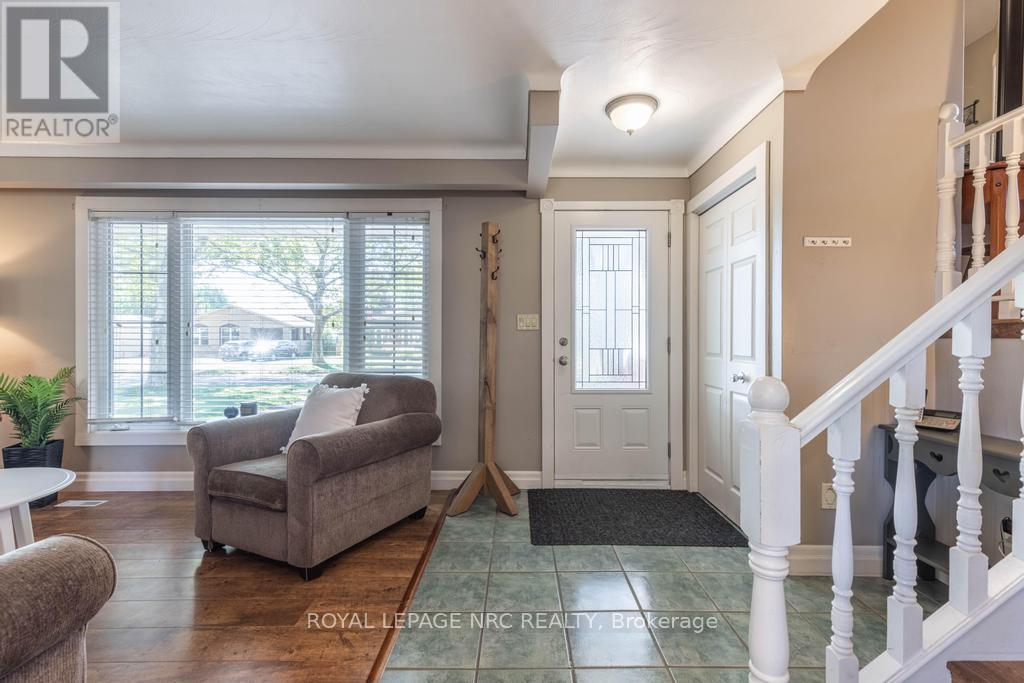 4510 Mitchell Avenue, Niagara Falls (Morrison), Ontario  L2E 6R7 - Photo 4 - X12442231