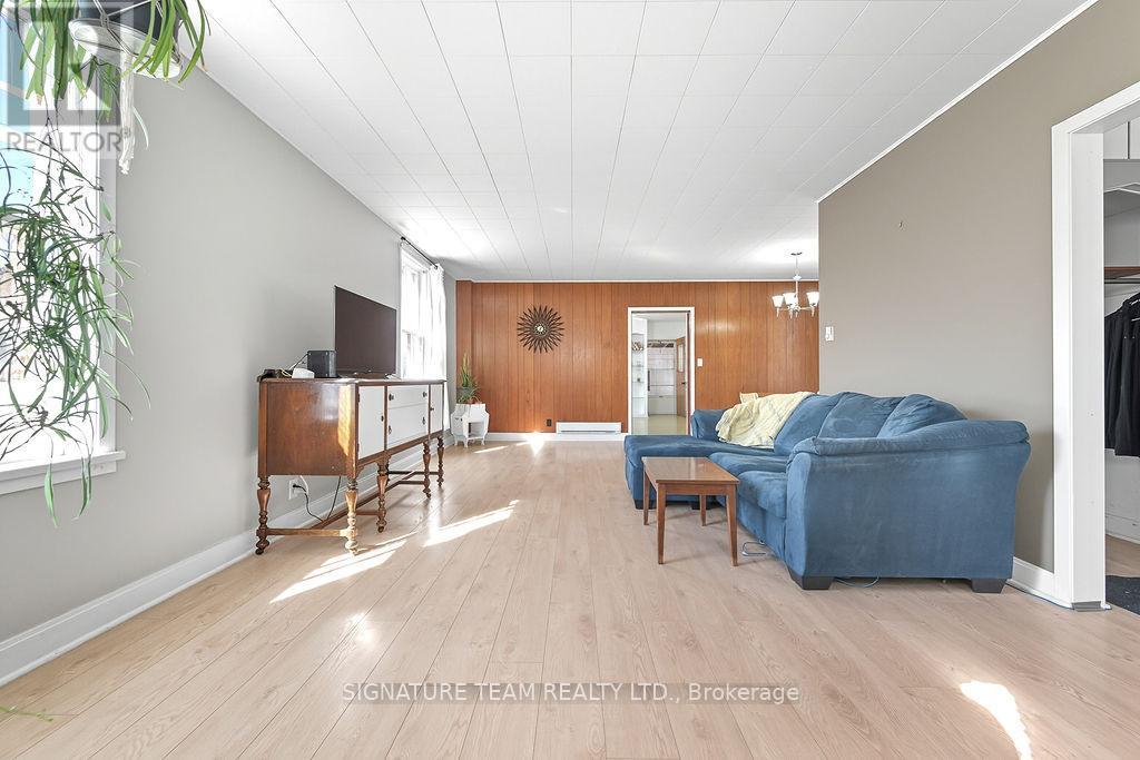 201 Welland Street, Pembroke, Ontario  K8A 5Y2 - Photo 17 - X12442274