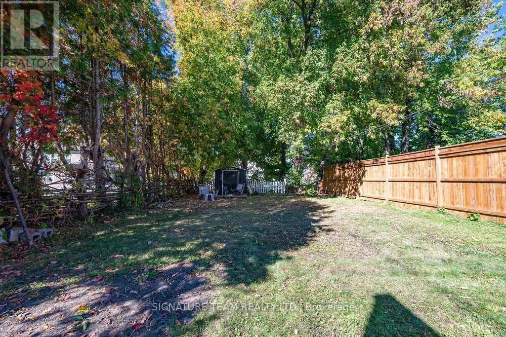 201 Welland Street, Pembroke, Ontario  K8A 5Y2 - Photo 3 - X12442274