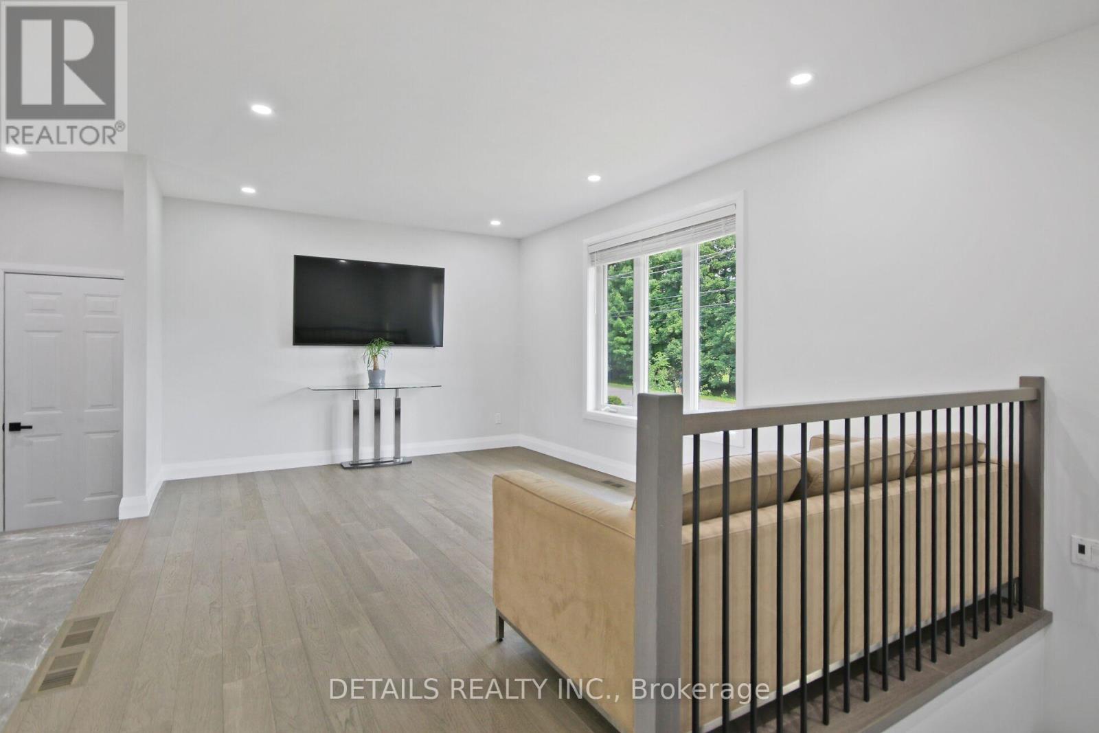 2708 Bekkers Court, Ottawa, Ontario  K0A 2P0 - Photo 7 - X12442262
