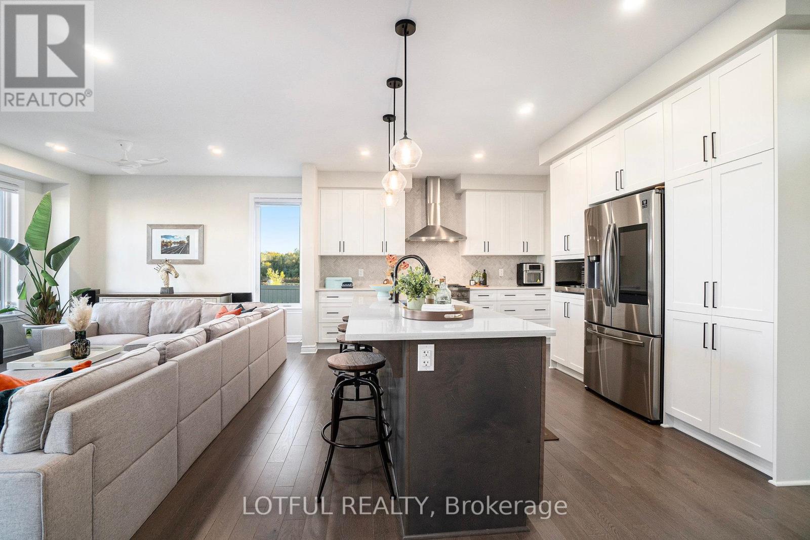 71 Aridus Crescent, Ottawa, Ontario  K2S 2L3 - Photo 10 - X12442322