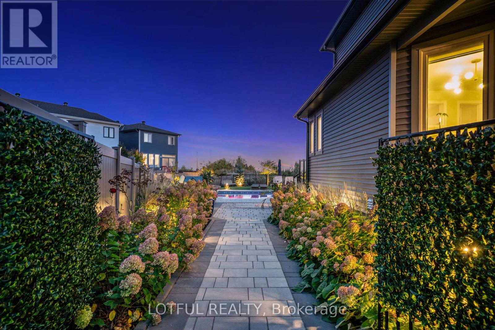 71 Aridus Crescent, Ottawa, Ontario  K2S 2L3 - Photo 27 - X12442322