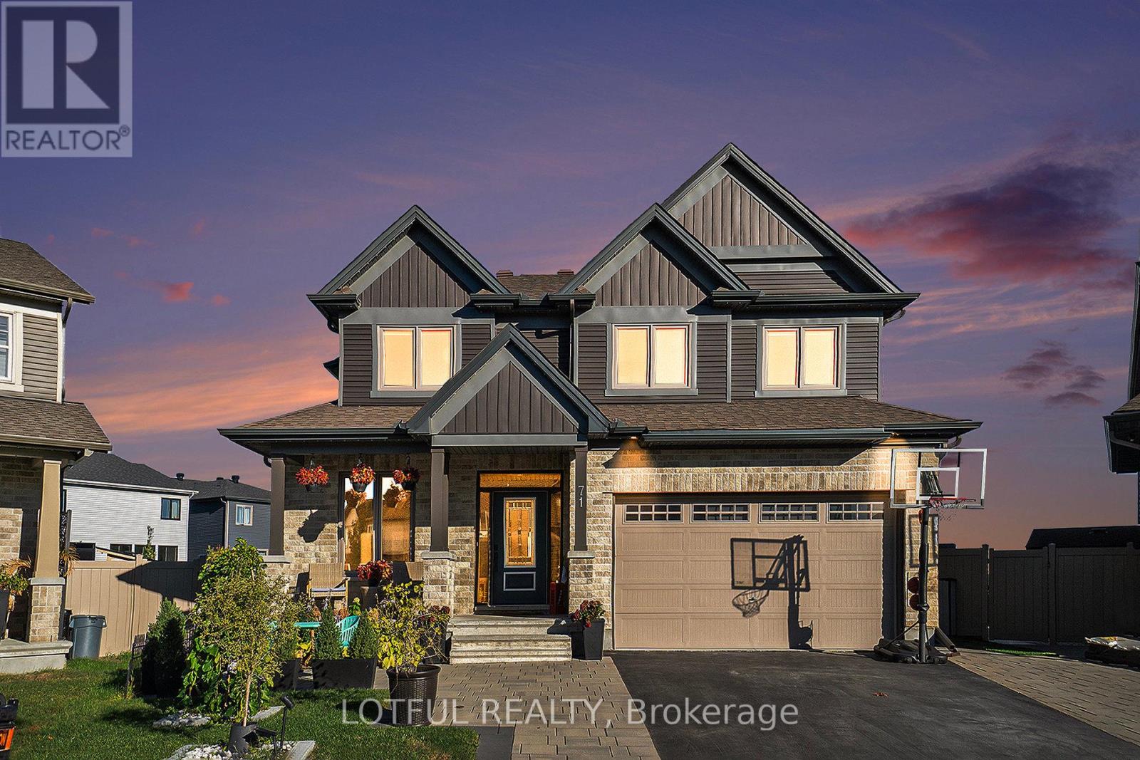 71 Aridus Crescent, Ottawa, Ontario  K2S 2L3 - Photo 3 - X12442322