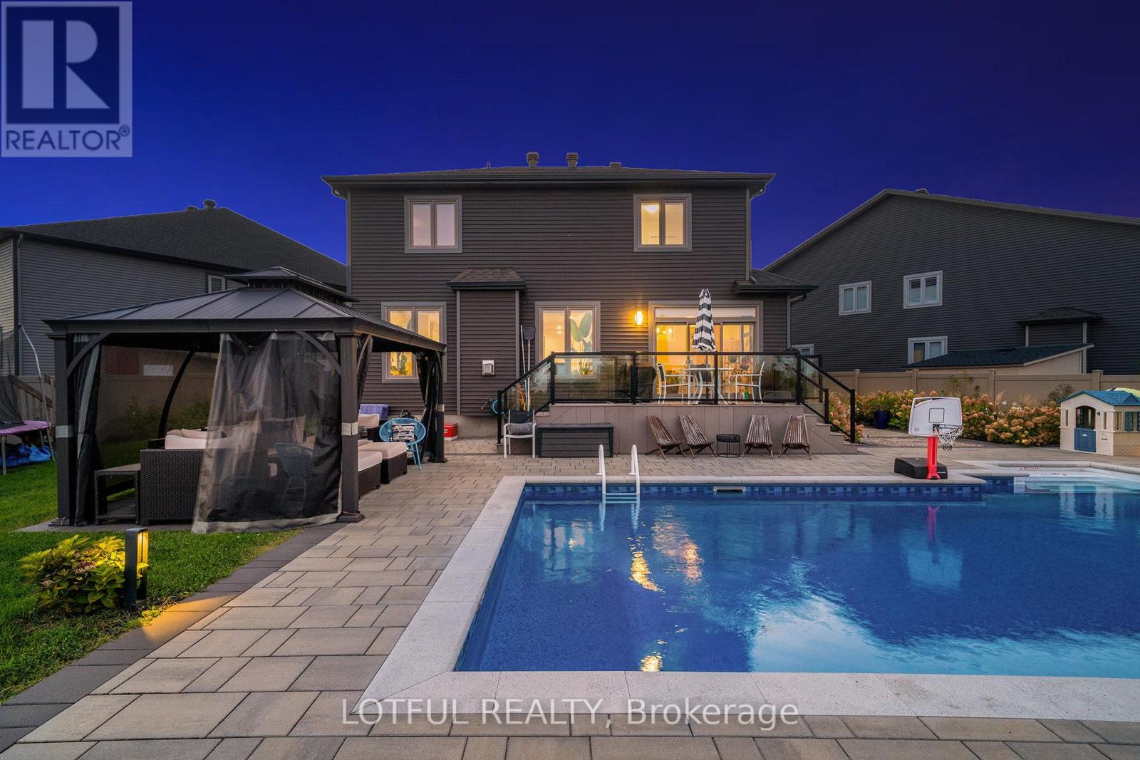 71 Aridus Crescent, Ottawa, Ontario  K2S 2L3 - Photo 31 - X12442322