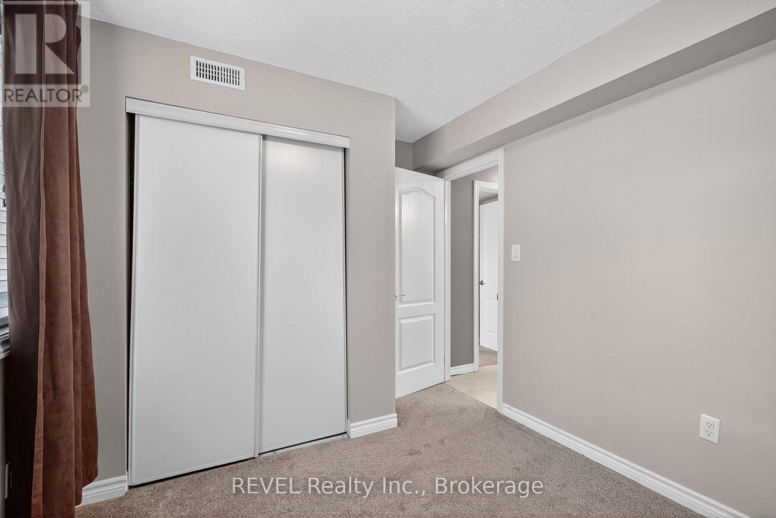 11 - 53 Ferndale Drive S, Barrie (Ardagh), Ontario  L4N 5W9 - Photo 13 - S12442308