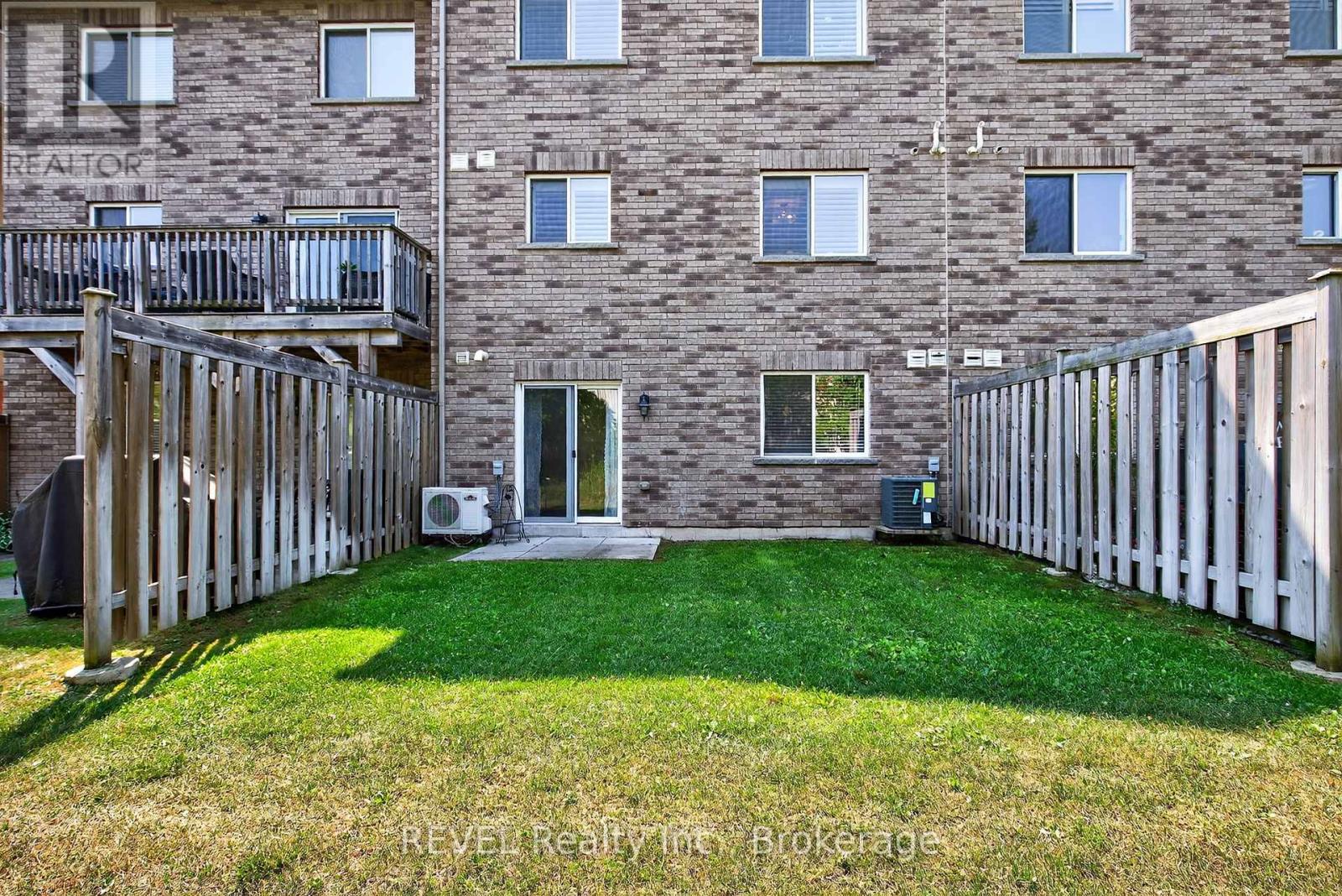11 - 53 Ferndale Drive S, Barrie (Ardagh), Ontario  L4N 5W9 - Photo 17 - S12442308