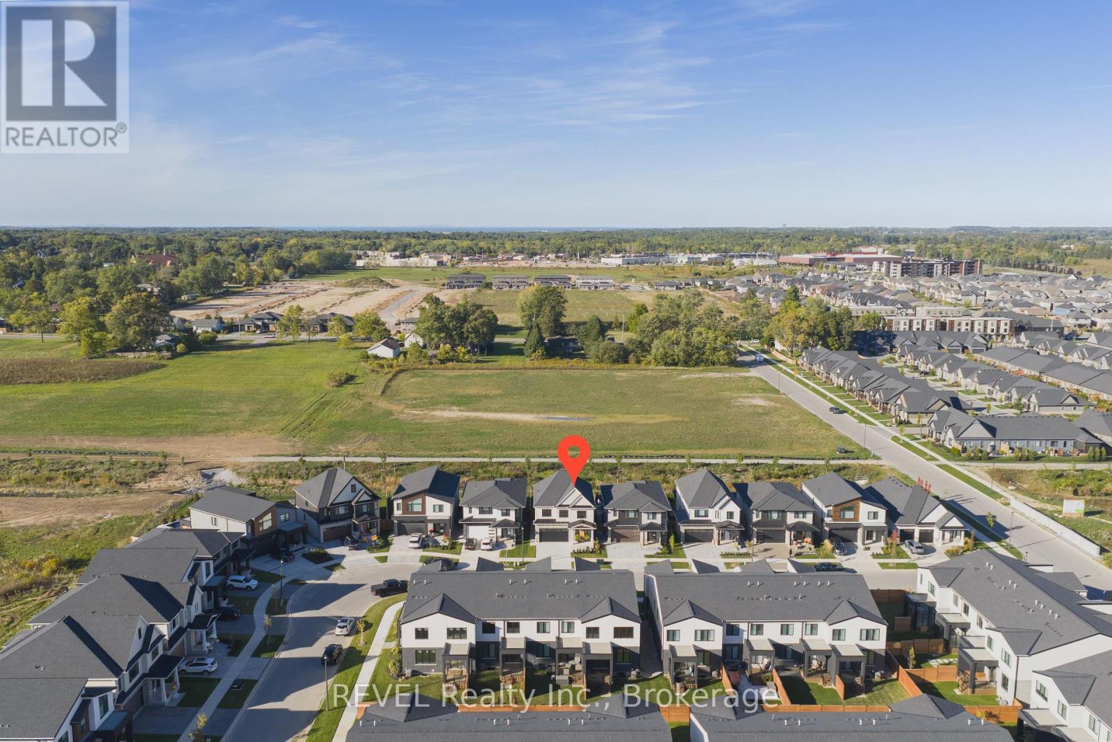21 Arsenault Crescent, Pelham (Fonthill), Ontario  L0S 1E1 - Photo 46 - X12442291