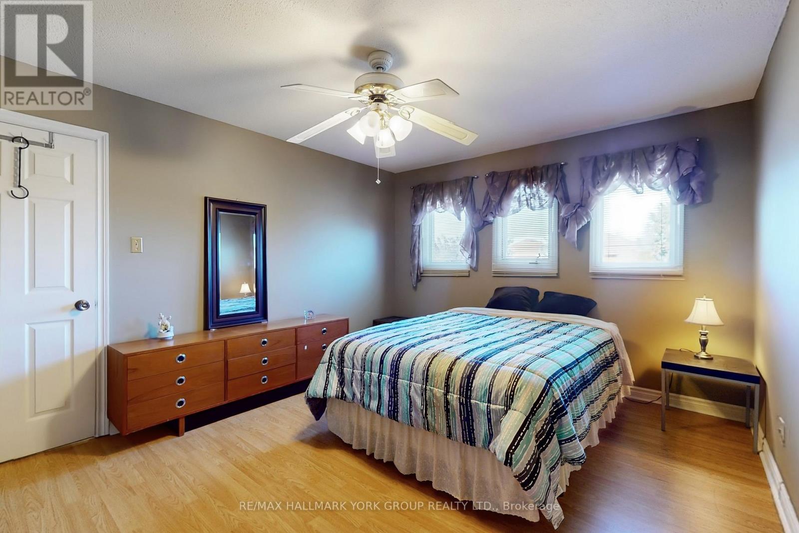46 Finchley Circle, Markham, Ontario  L3R 8S4 - Photo 36 - N12441715