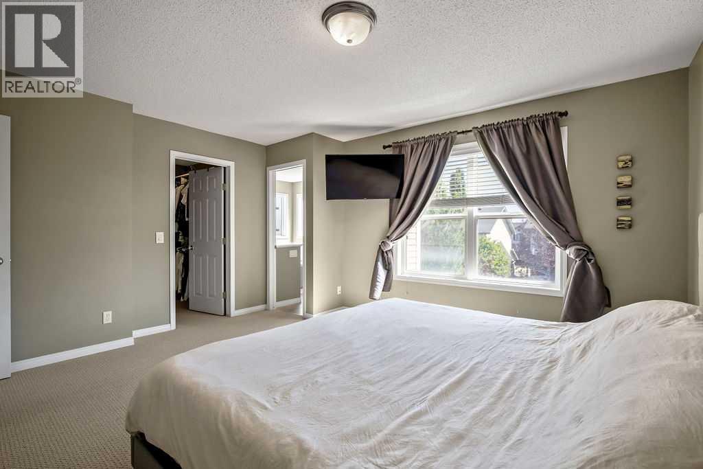 275 Cougar Plateau Way Sw, Calgary, Alberta  T3H 5S2 - Photo 15 - A2251412