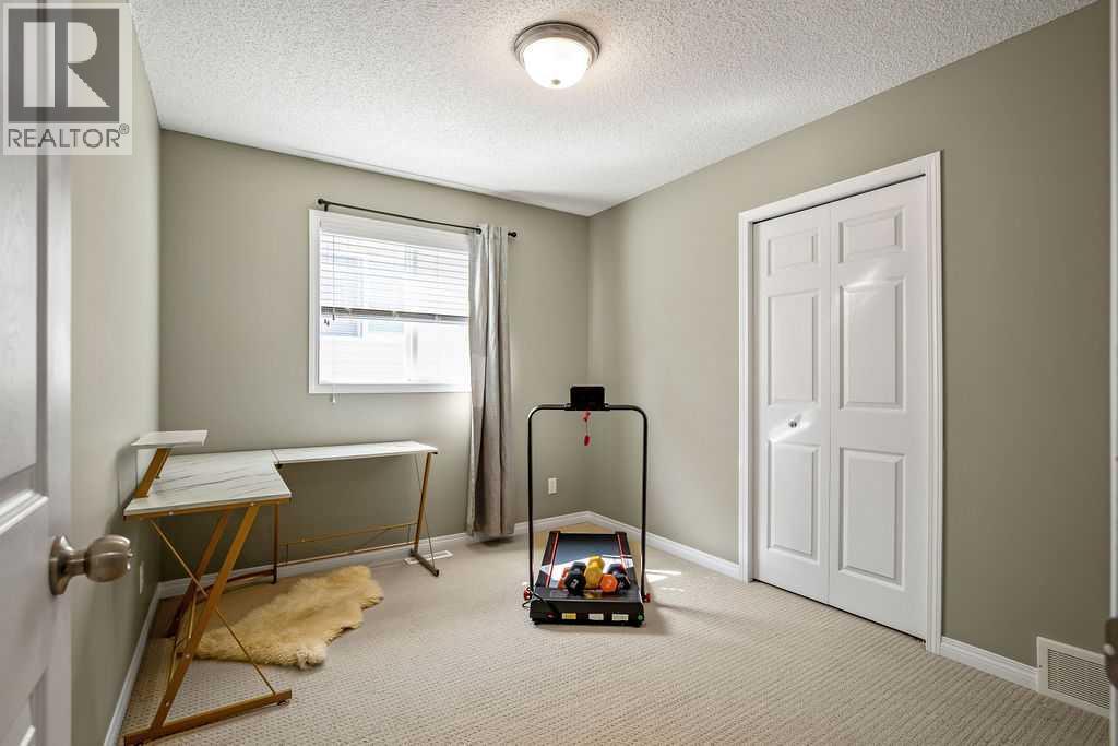 275 Cougar Plateau Way Sw, Calgary, Alberta  T3H 5S2 - Photo 21 - A2251412