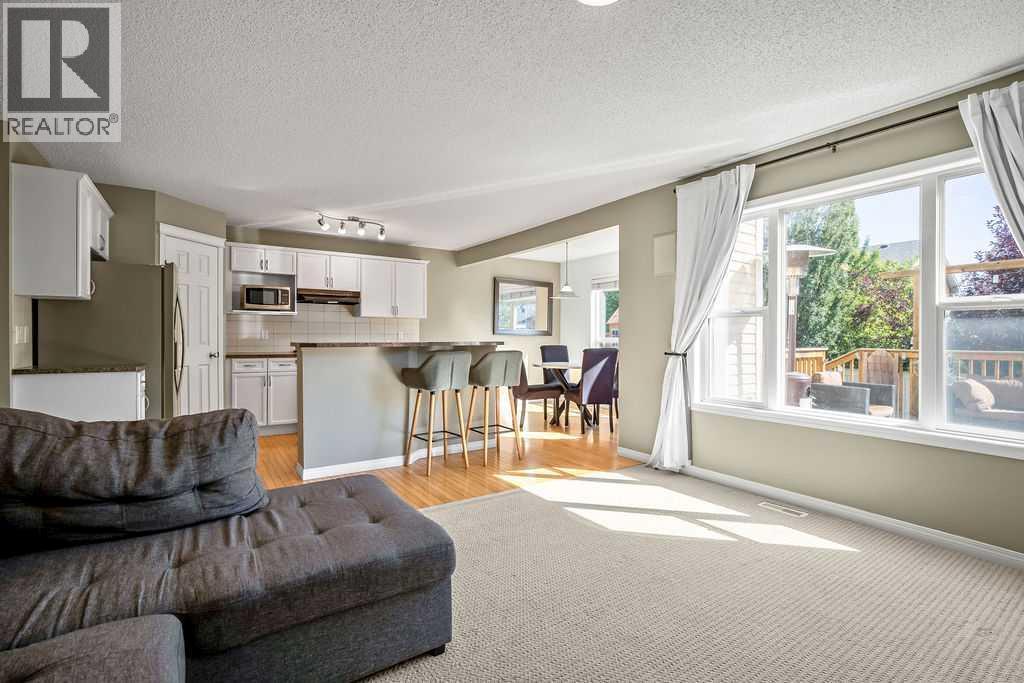 275 Cougar Plateau Way Sw, Calgary, Alberta  T3H 5S2 - Photo 2 - A2251412