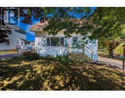 16 Allison Avenue, Amherst, Ca