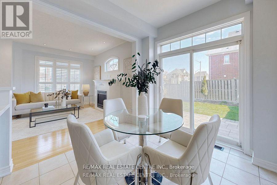 84 Betony Drive, Richmond Hill (Oak Ridges), Ontario  L4E 3N2 - Photo 18 - N12441799