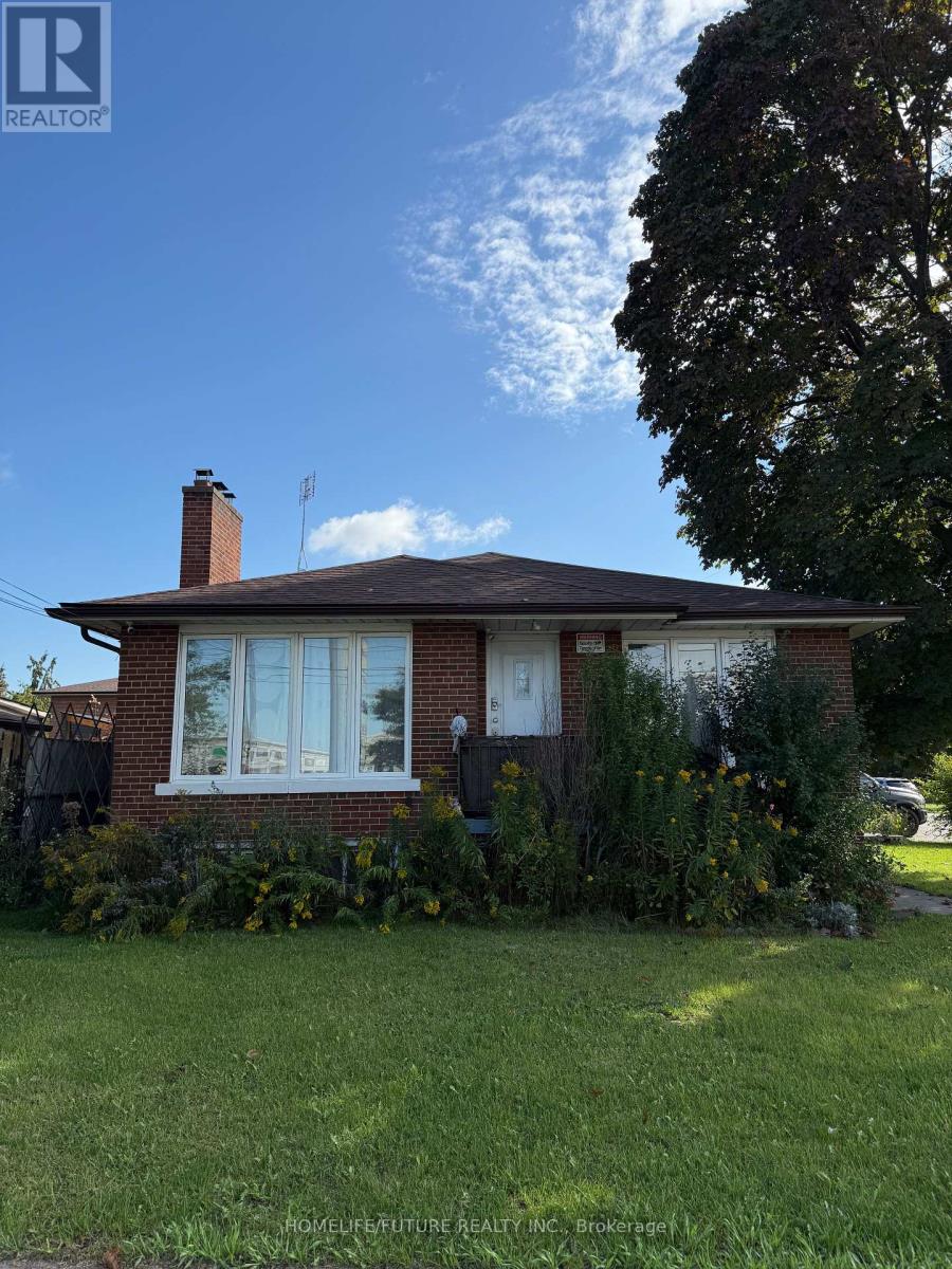1013 ISLINGTON AVENUE, Toronto, Ontario