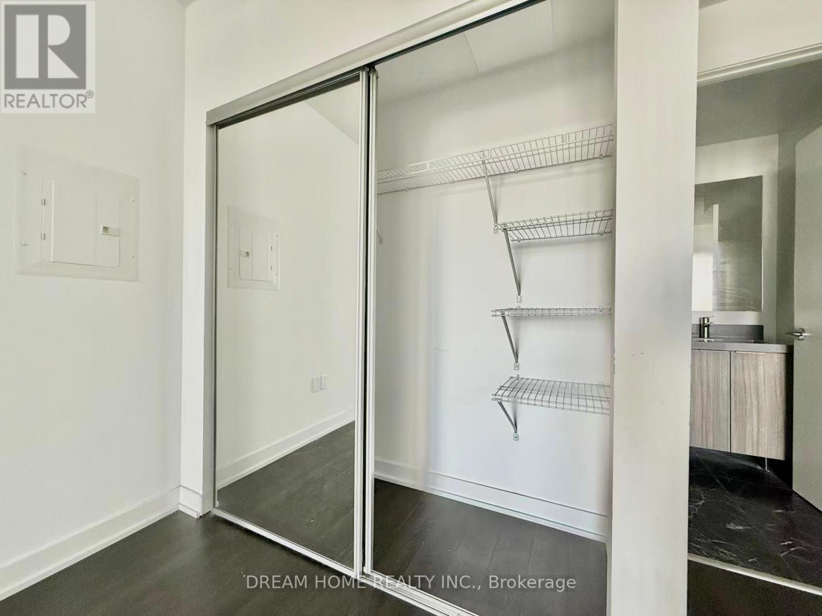 403 - 50 O'neill Road, Toronto, Ontario  M3C 0R1 - Photo 18 - C12348673