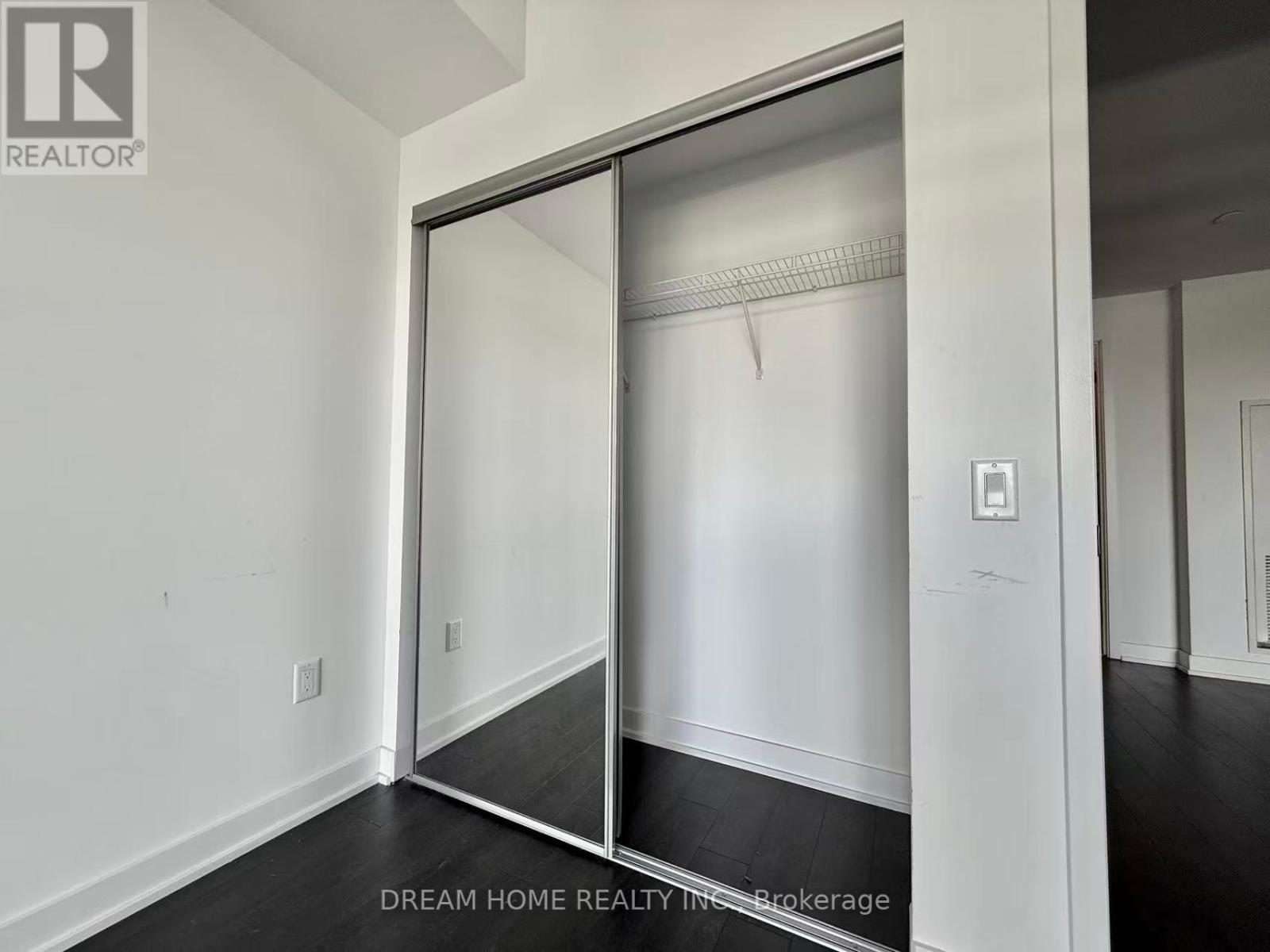 403 - 50 O'neill Road, Toronto, Ontario  M3C 0R1 - Photo 10 - C12348673