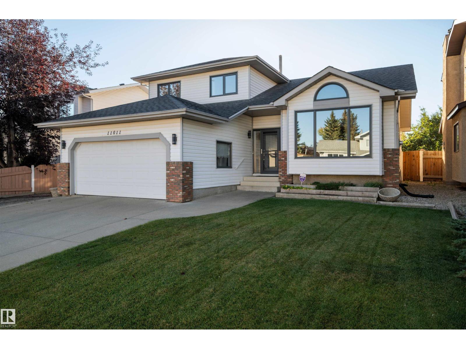 11011 11 AV NW, Edmonton, Alberta
