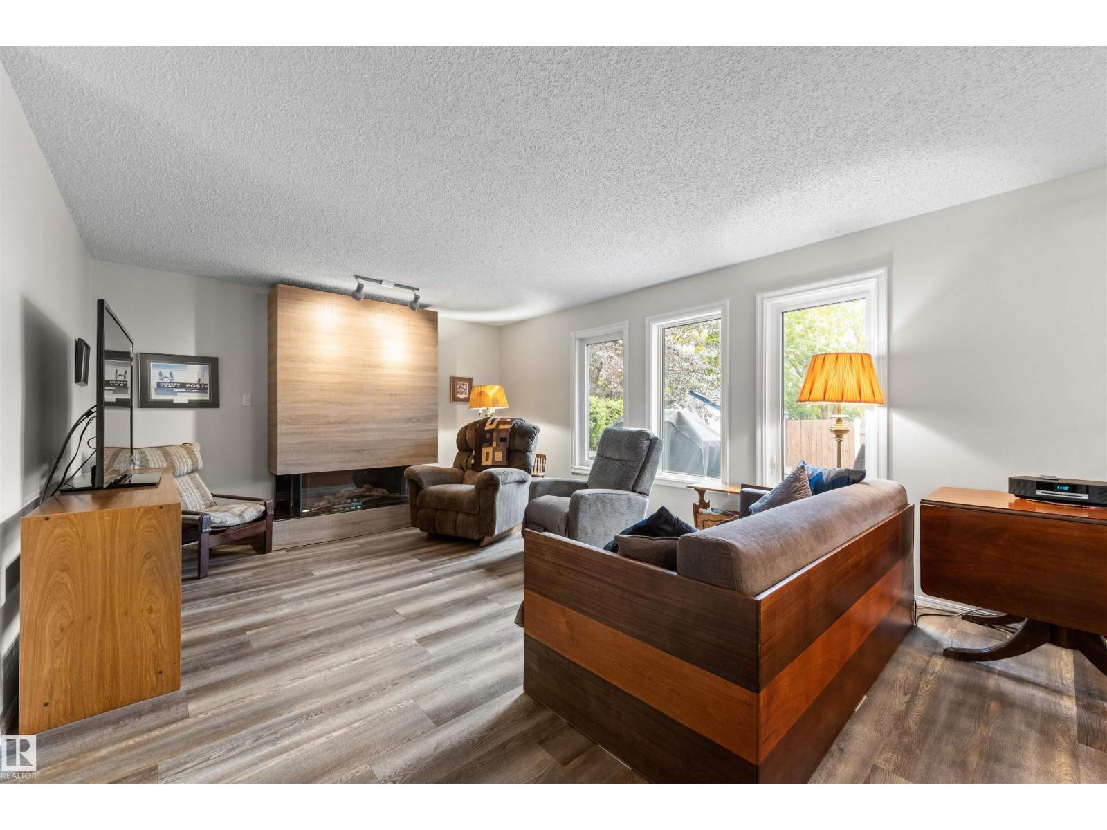 11011 11 Av Nw, Edmonton, Alberta  T6J 6M9 - Photo 16 - E4460609