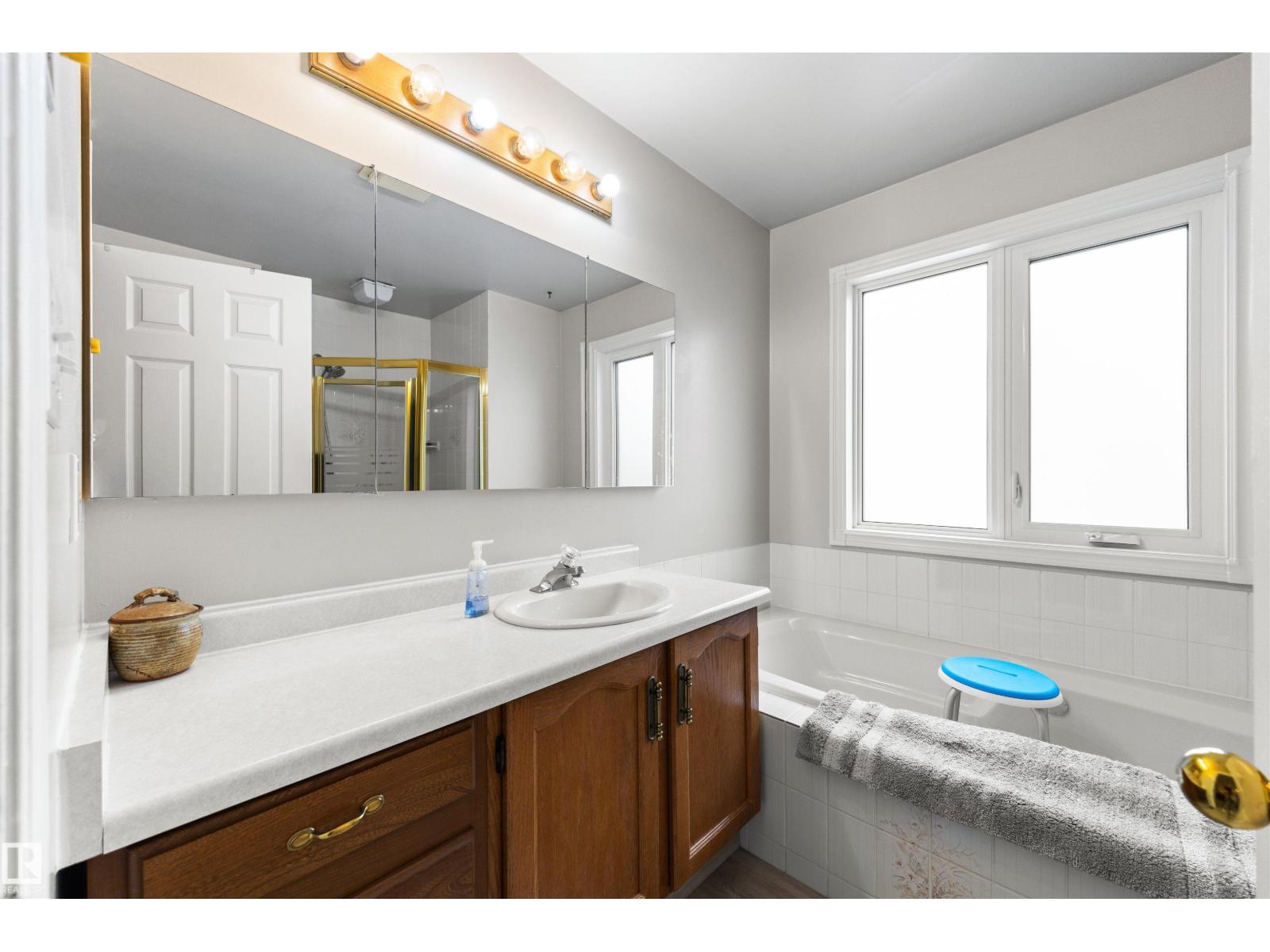 11011 11 Av Nw, Edmonton, Alberta  T6J 6M9 - Photo 27 - E4460609