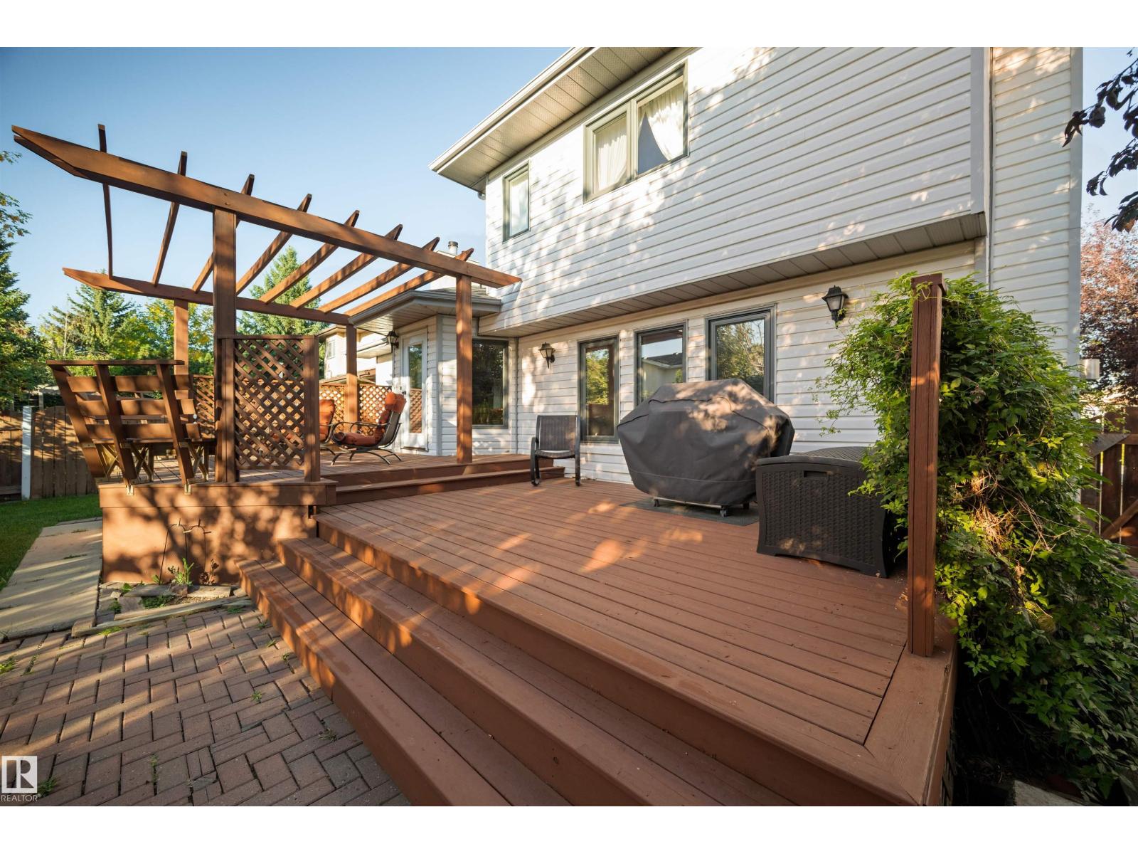 11011 11 Av Nw, Edmonton, Alberta  T6J 6M9 - Photo 3 - E4460609