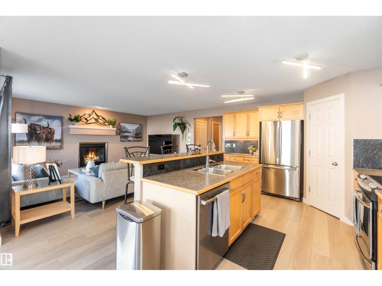 2056 Towne Centre Bv Nw, Edmonton, Alberta  T6R 3M7 - Photo 18 - E4460610