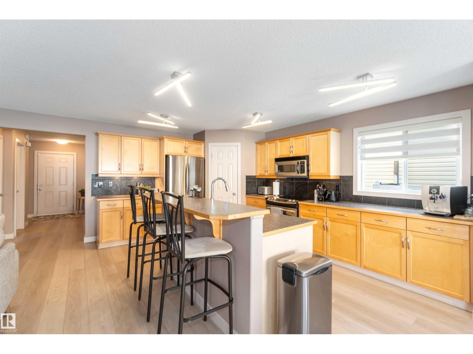 2056 Towne Centre Bv Nw, Edmonton, Alberta  T6R 3M7 - Photo 19 - E4460610