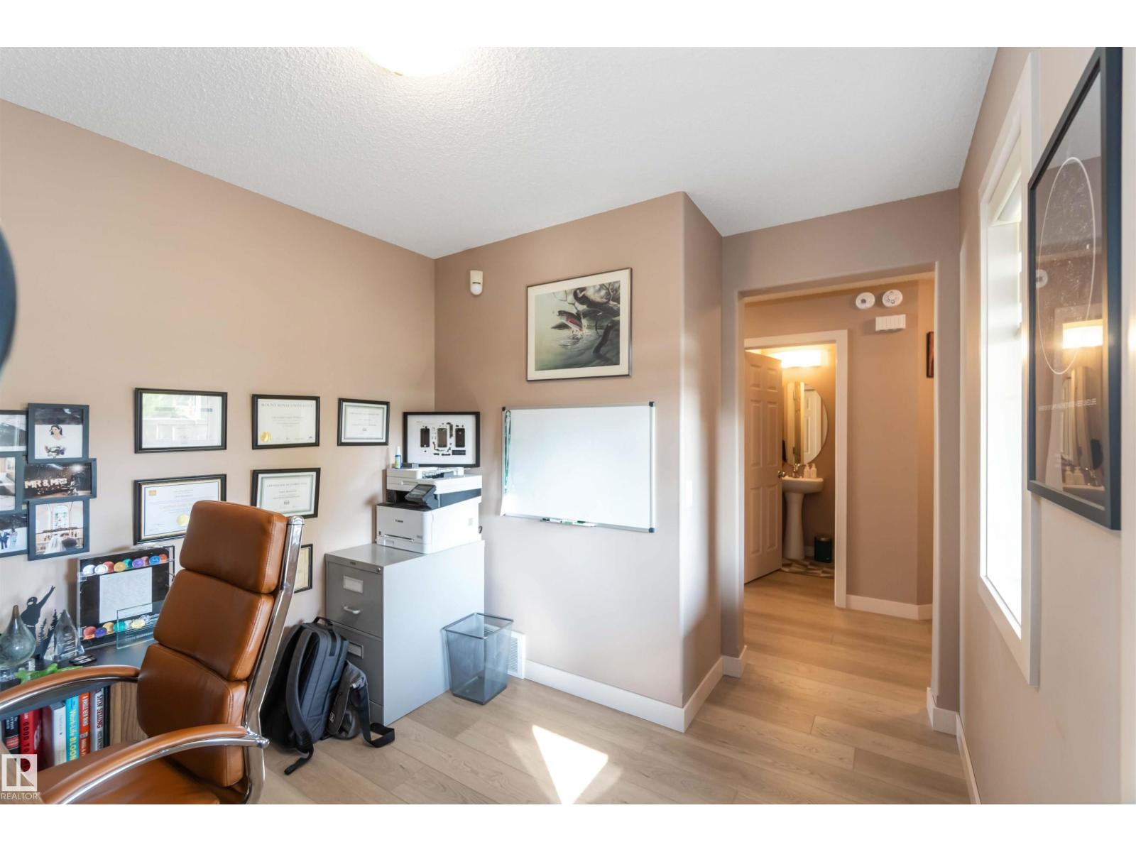 2056 Towne Centre Bv Nw, Edmonton, Alberta  T6R 3M7 - Photo 24 - E4460610