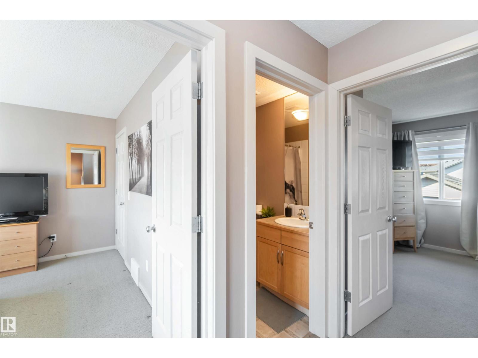 2056 Towne Centre Bv Nw, Edmonton, Alberta  T6R 3M7 - Photo 26 - E4460610