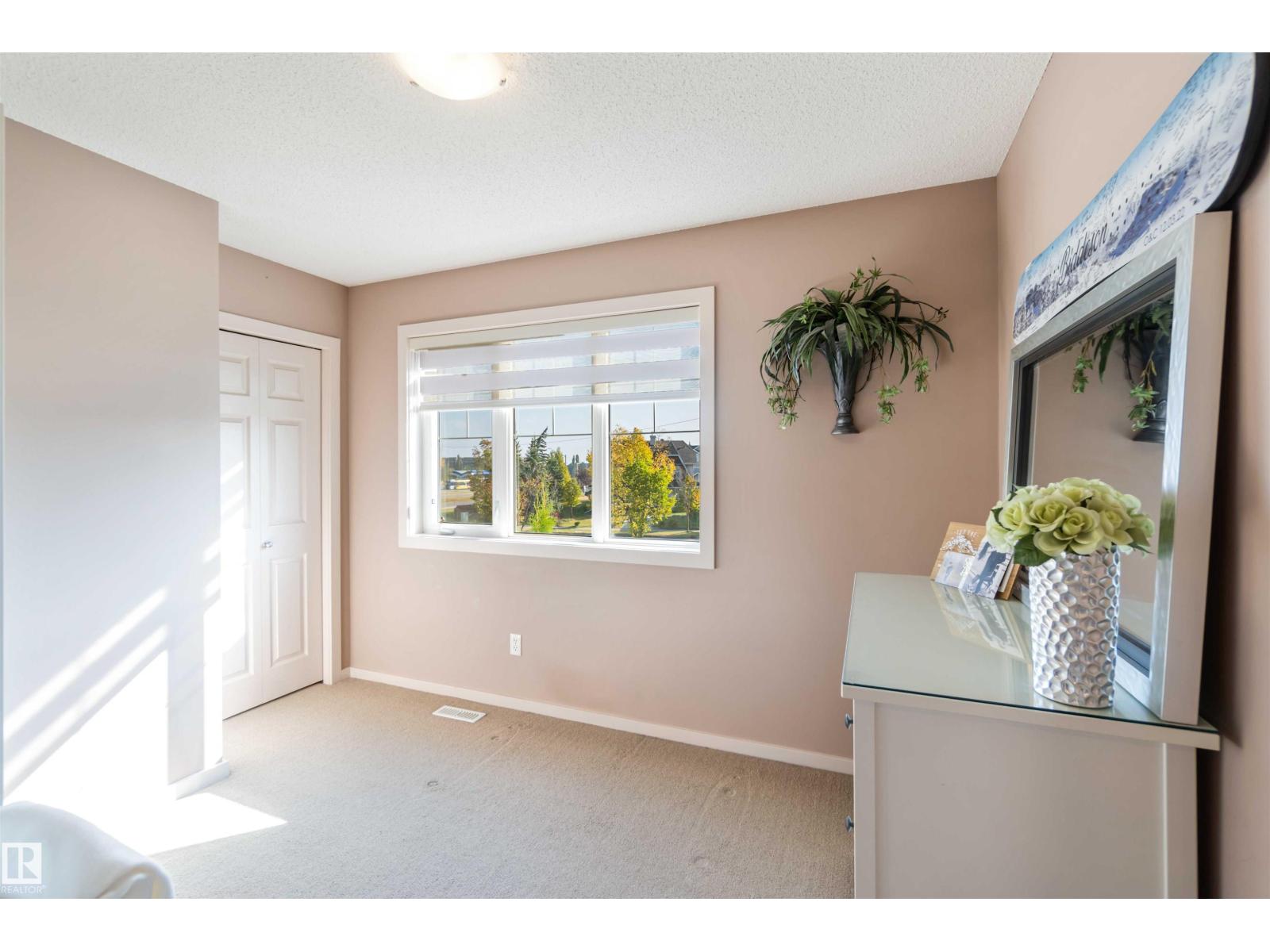 2056 Towne Centre Bv Nw, Edmonton, Alberta  T6R 3M7 - Photo 28 - E4460610