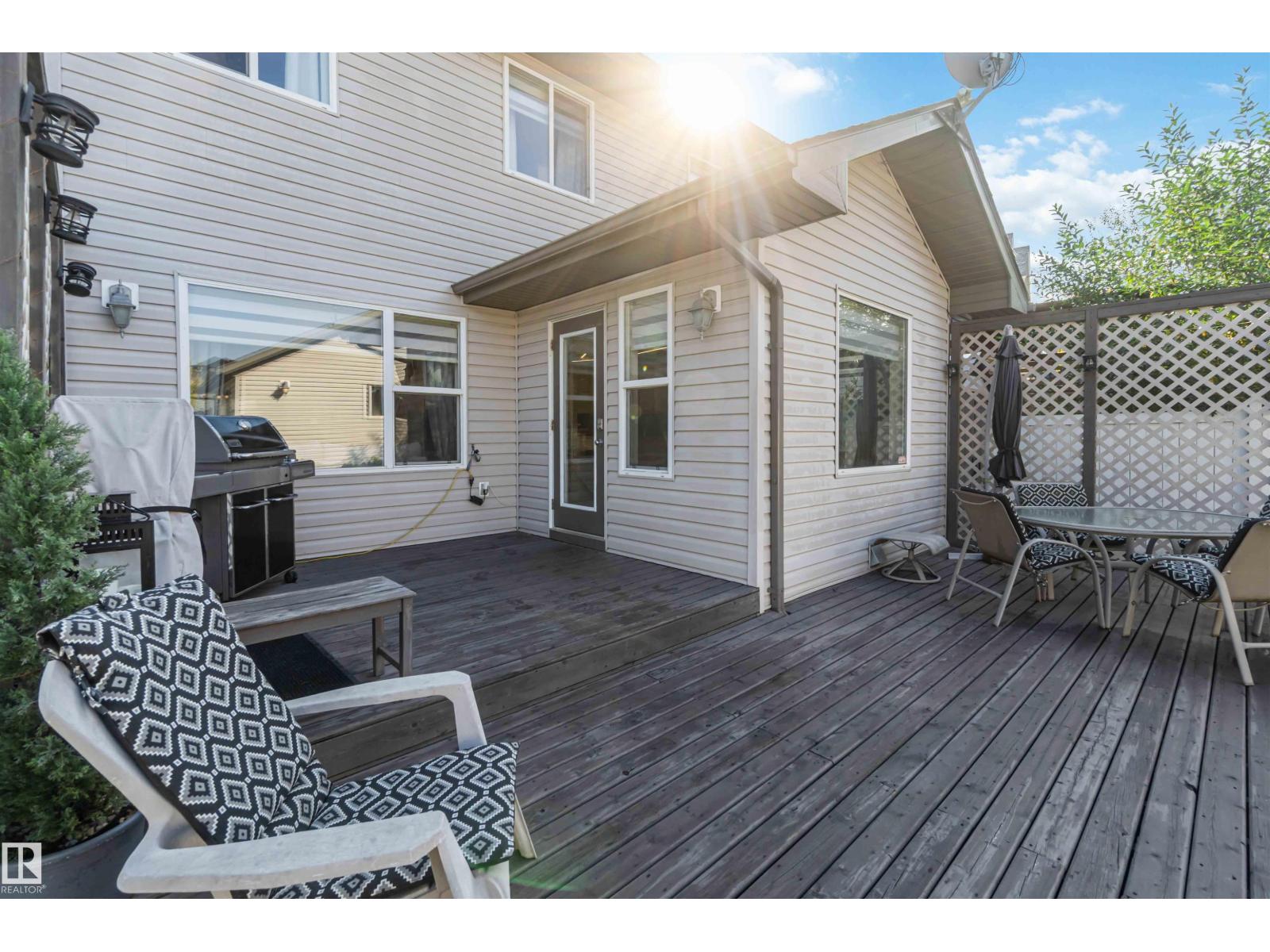 2056 Towne Centre Bv Nw, Edmonton, Alberta  T6R 3M7 - Photo 47 - E4460610