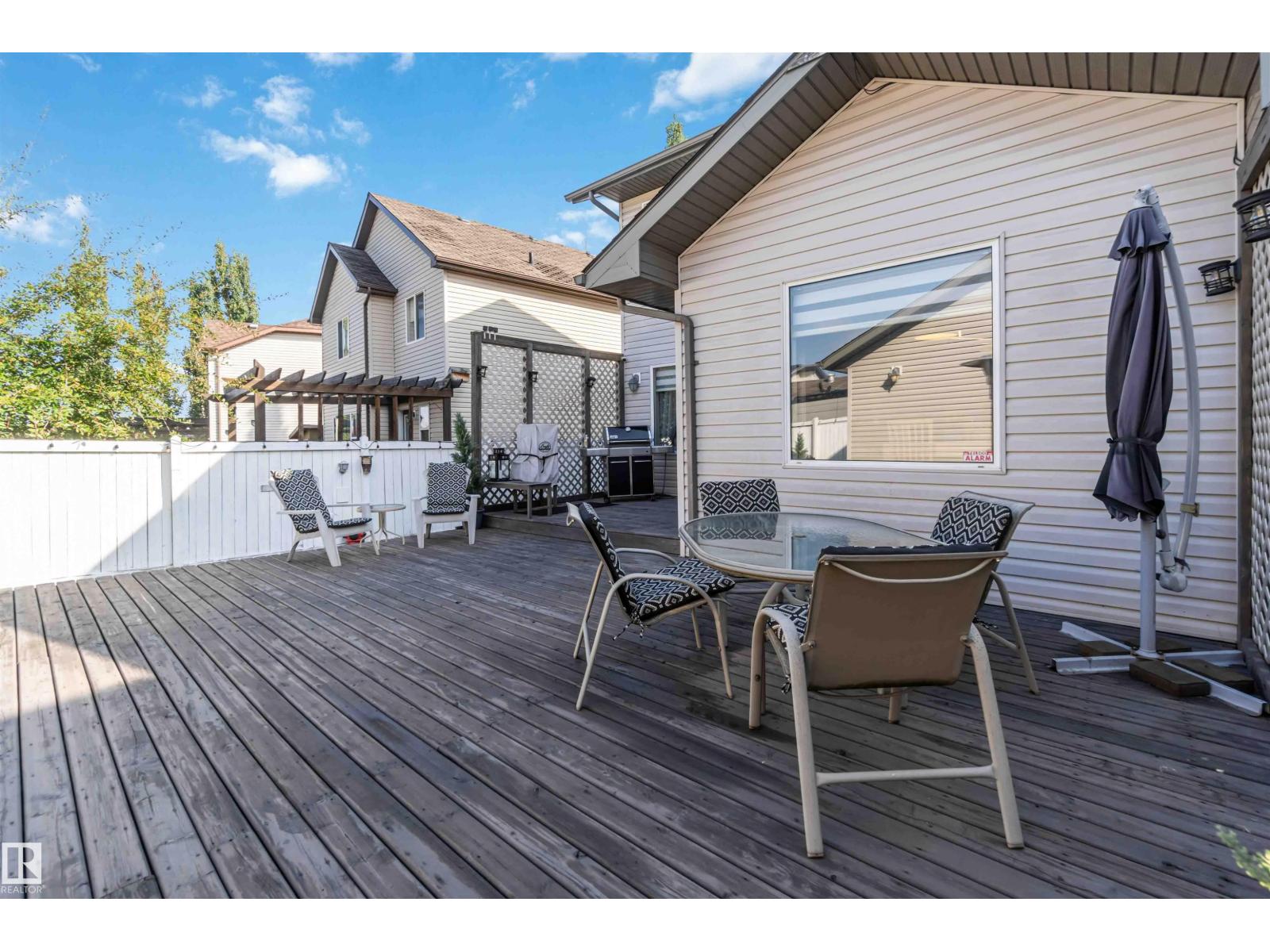 2056 Towne Centre Bv Nw, Edmonton, Alberta  T6R 3M7 - Photo 49 - E4460610