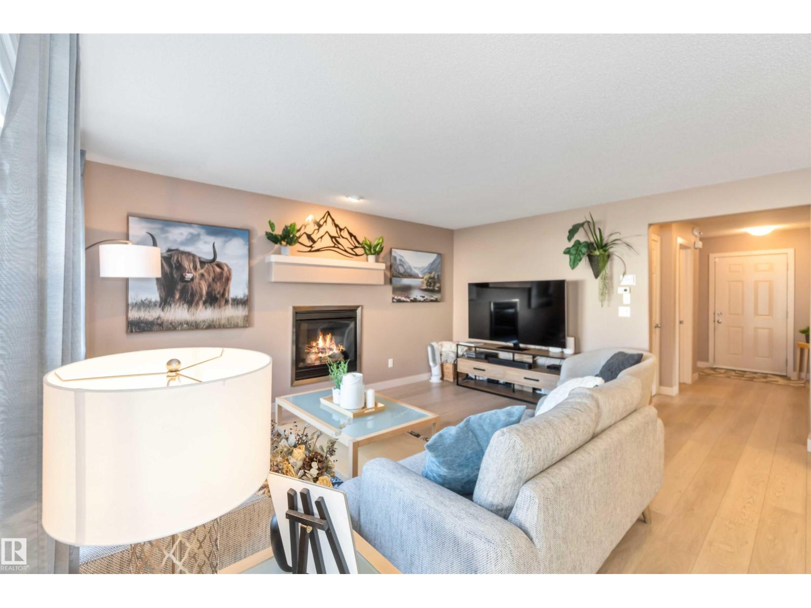 2056 Towne Centre Bv Nw, Edmonton, Alberta  T6R 3M7 - Photo 8 - E4460610