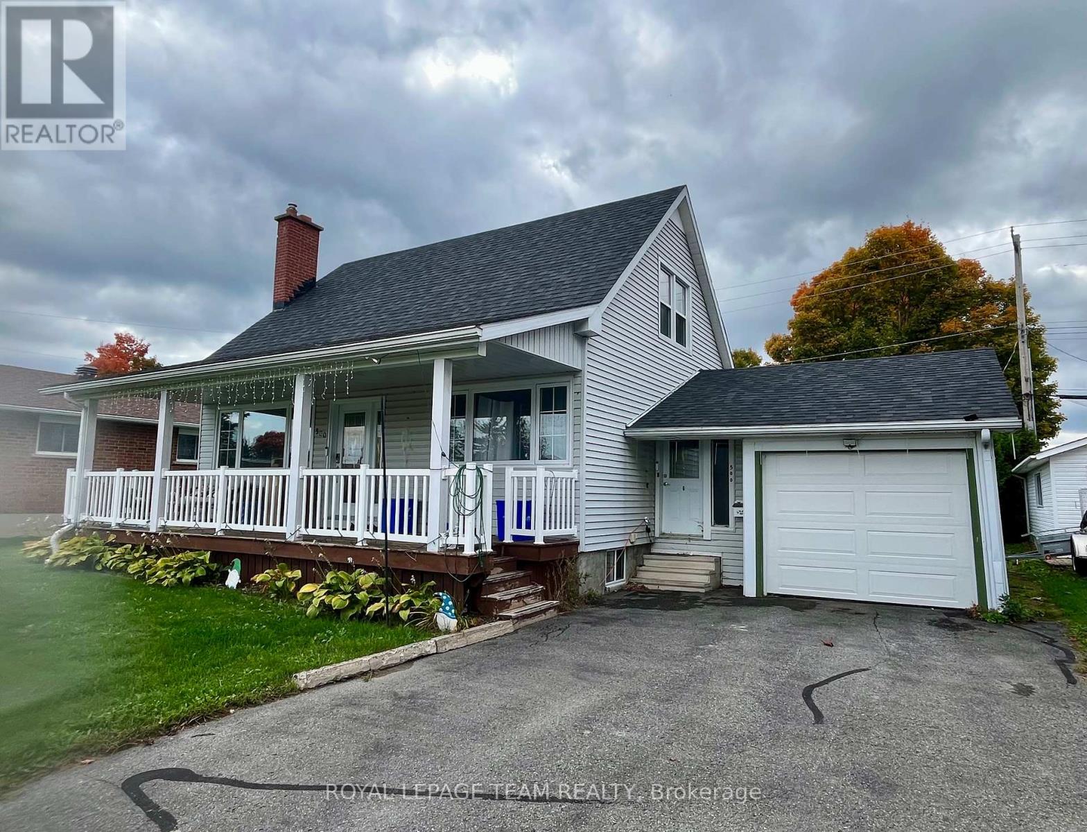 500 Aberdeen Street, Renfrew, Ontario  K7V 2G9 - Photo 3 - X12429312