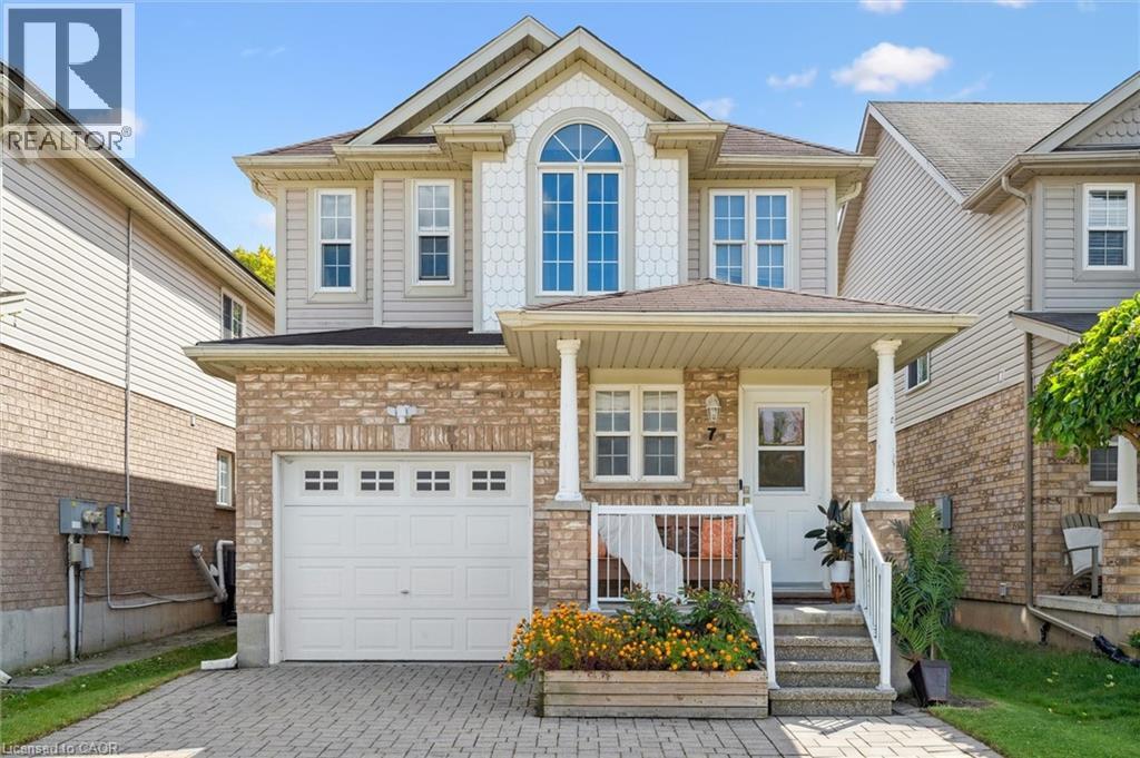 7 MAHOGANY Street, Kitchener, Ontario