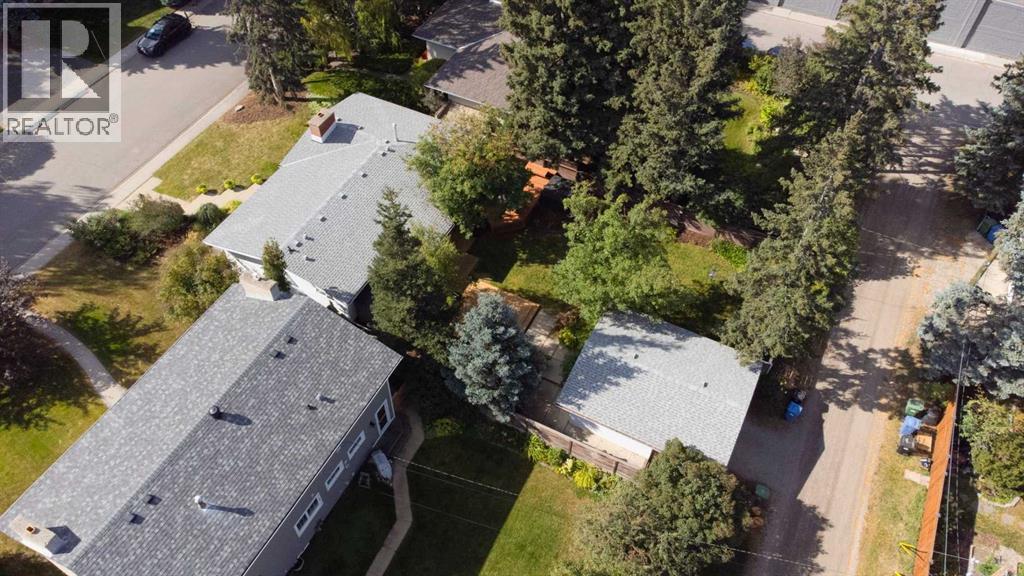 7808 Chardie Road Sw, Calgary, Alberta  T2V 2T1 - Photo 3 - A2261535