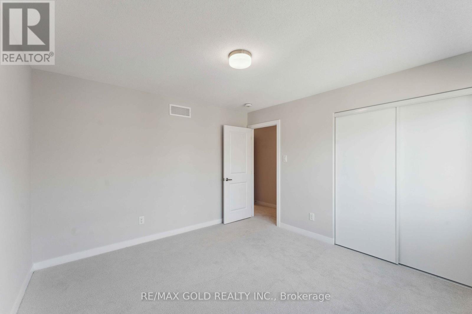 356 Peninsula Road, Ottawa, Ontario  K0A 2Z0 - Photo 30 - X12441150