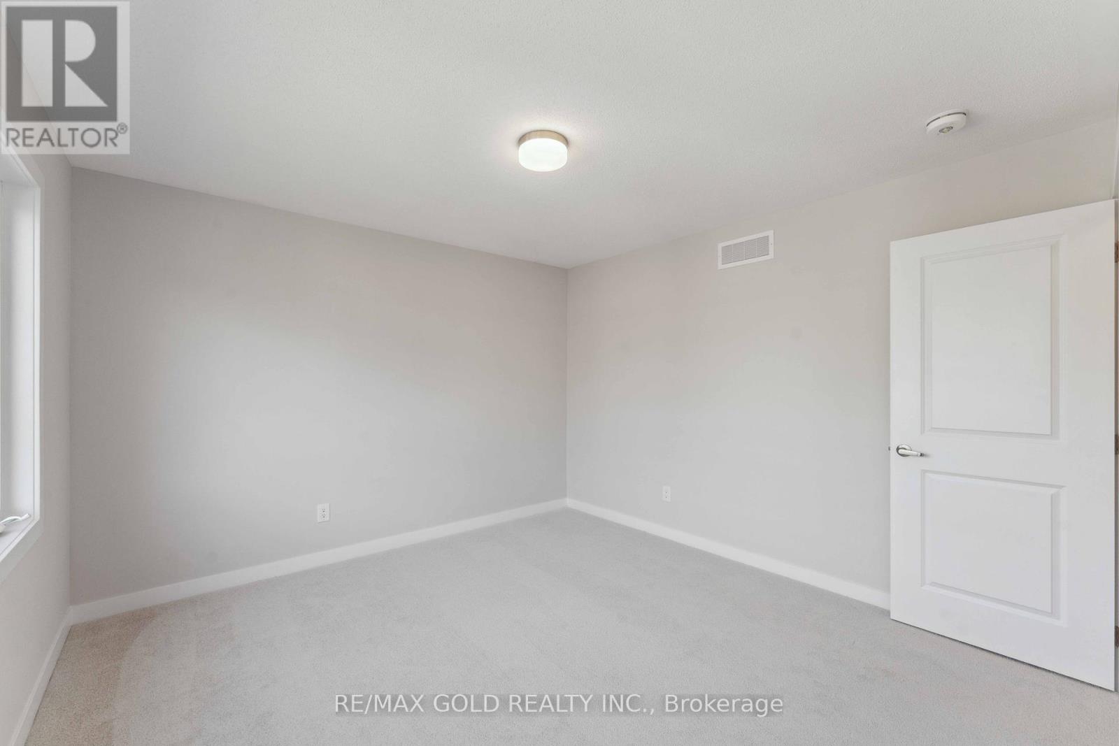 356 Peninsula Road, Ottawa, Ontario  K0A 2Z0 - Photo 31 - X12441150