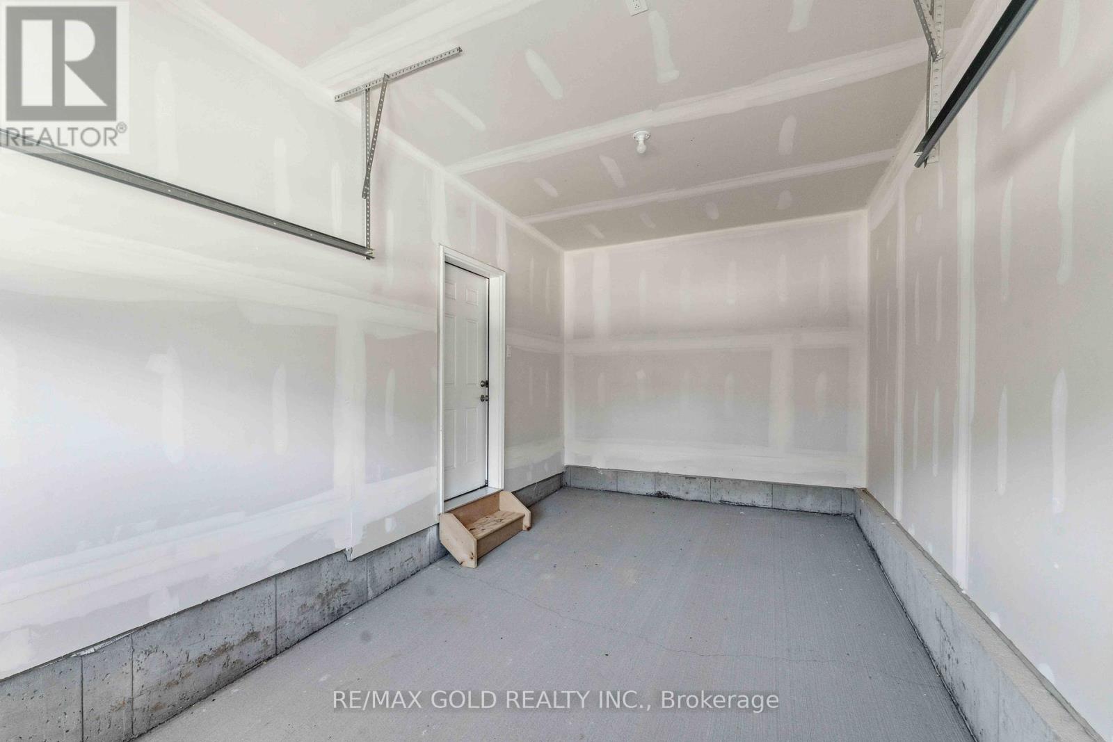 356 Peninsula Road, Ottawa, Ontario  K0A 2Z0 - Photo 46 - X12441150