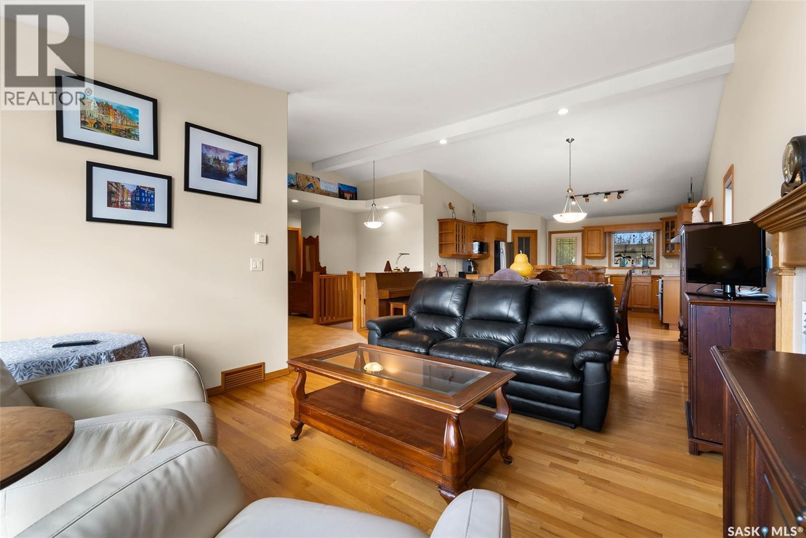 3086 Cranbourn Crescent, Regina, Saskatchewan  S4V 3B3 - Photo 4 - SK019785